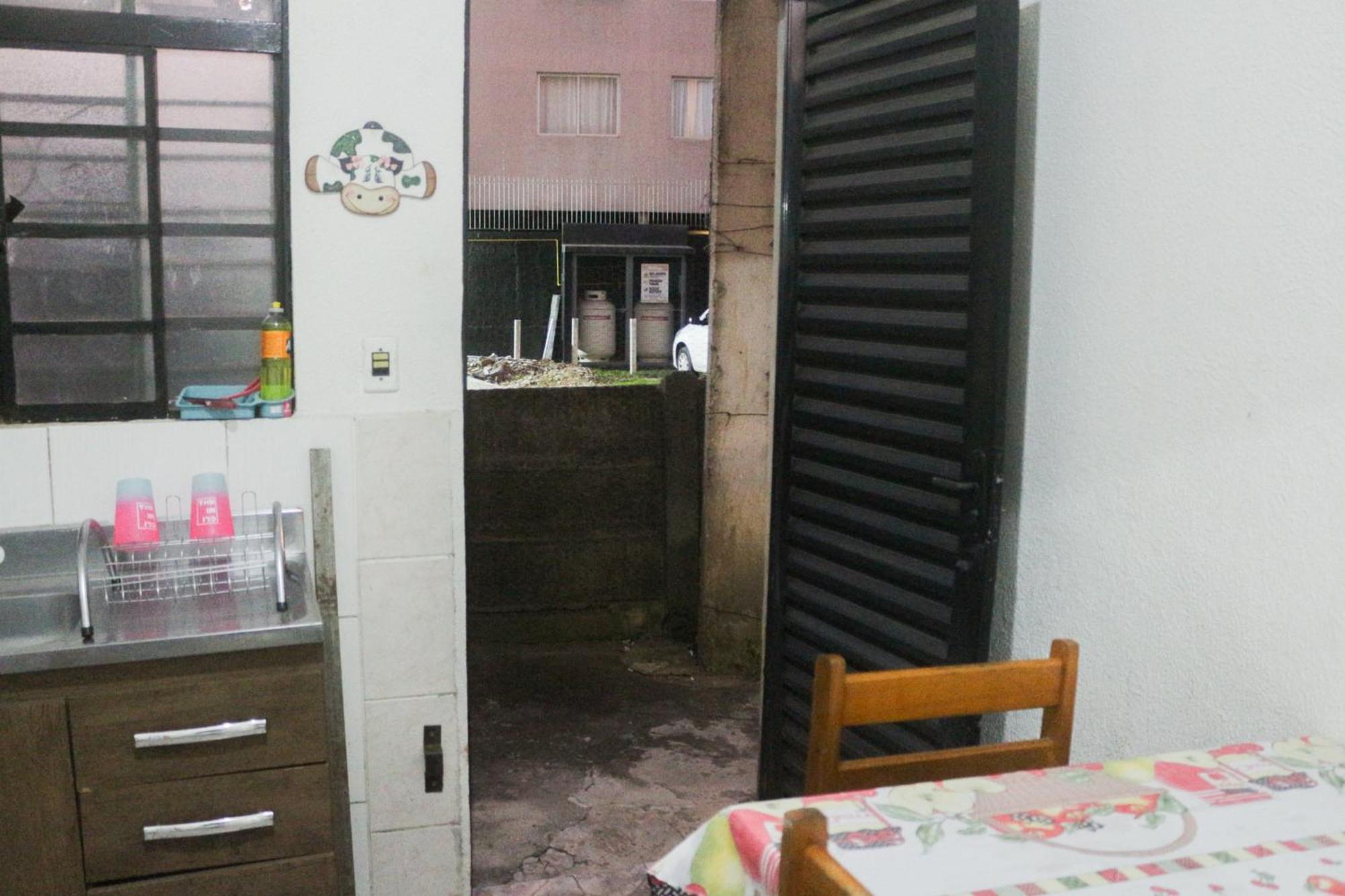 Apartamento Inteiro Central 2 Quartos E Kitnet Inteira 01 Quarto Ponta Grossa  Extérieur photo